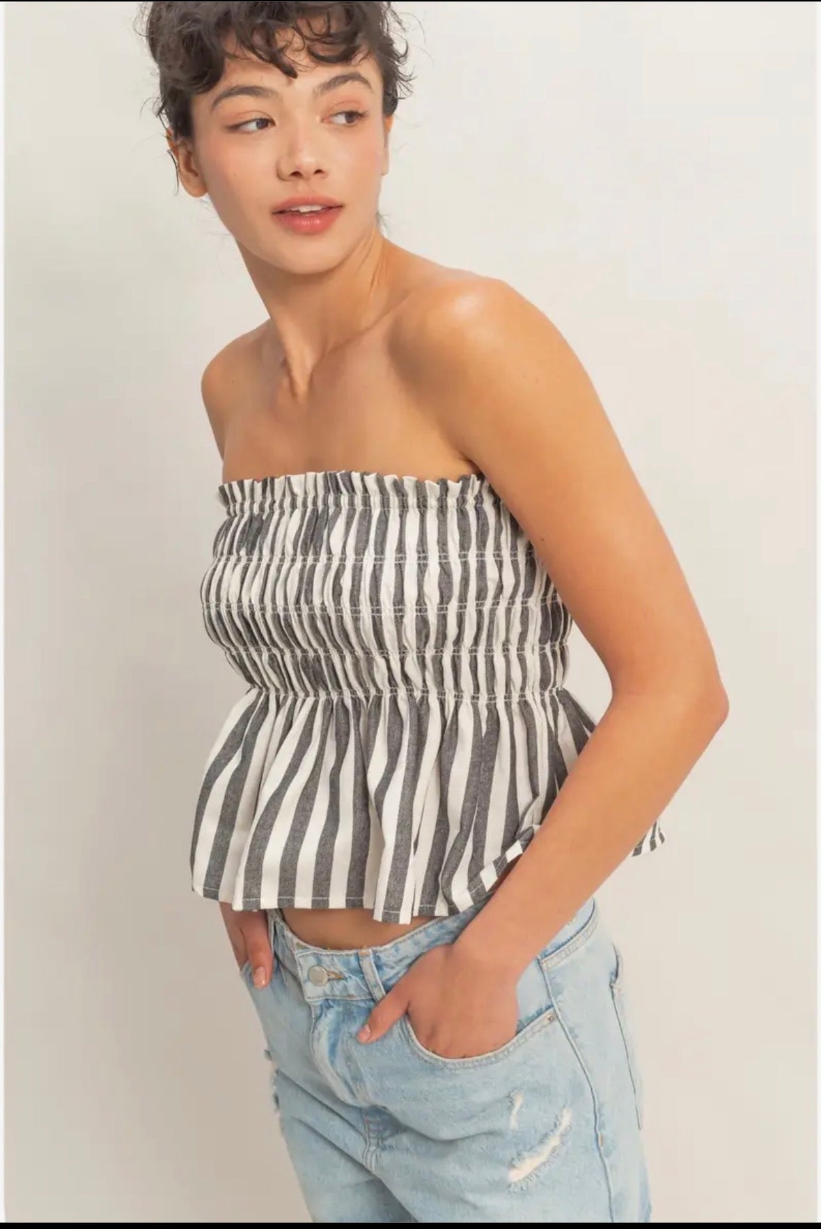 Striped smocked bandeau- black